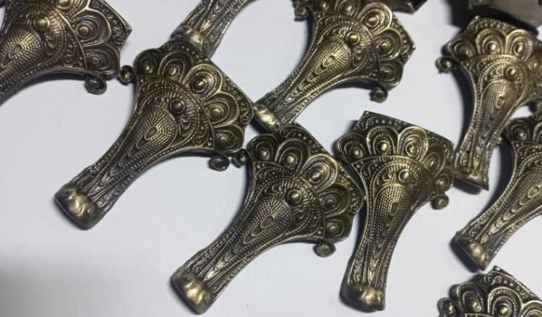 پایه طاووسی